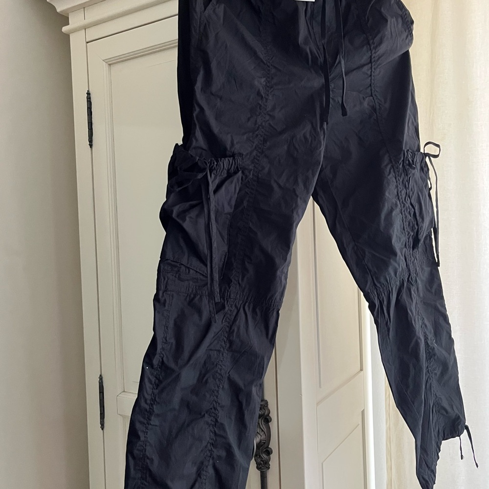ABERCROMBIE & FITCH UTILITY CARGO PANTS BRAND NEW XXS